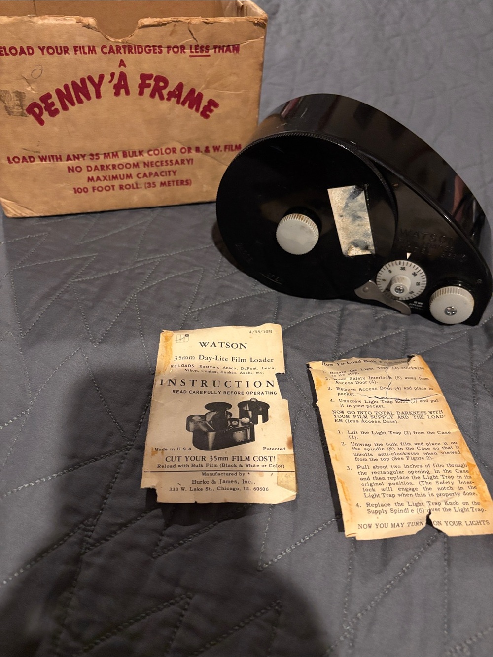 Watson Black 35mm Day-Lite Film Loader - Black can load both b&w & color penny a
